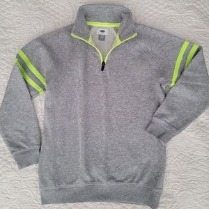 🔴Bundle 2 items for $15🔴  Sweater